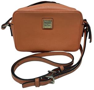 Dooney and bourke online pebble grain camera crossbody